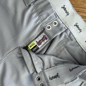 Light gray intensity, women’s softball pants, medium.